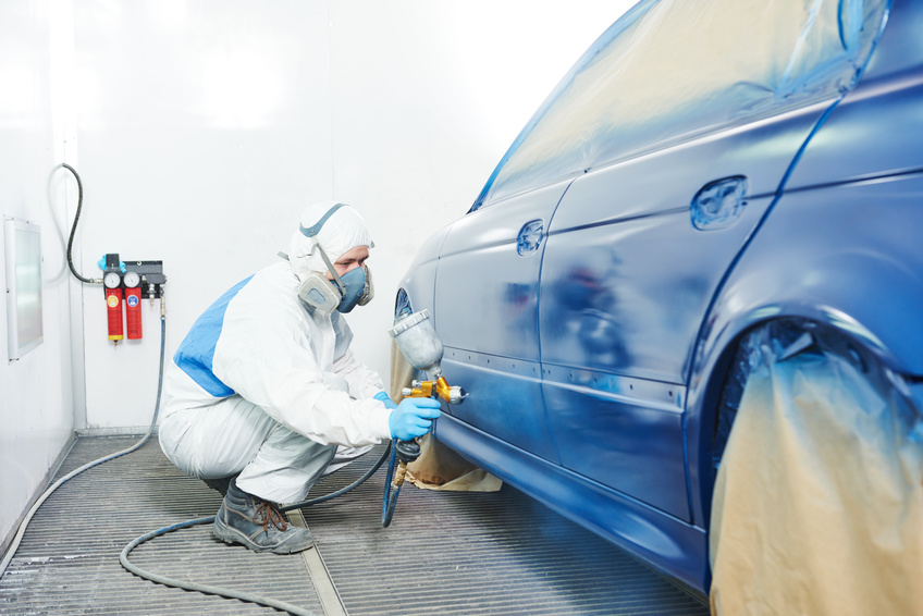Worker Painting Auto Car Bumper